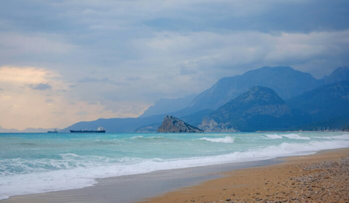 walk along the coast of antalya